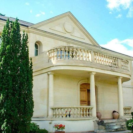 La Demeure D'Iris Acomodação com café da manhã Bougival Exterior foto